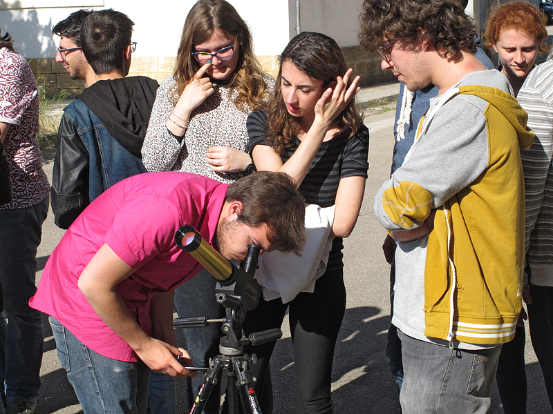 Studenti durante l'osservazione