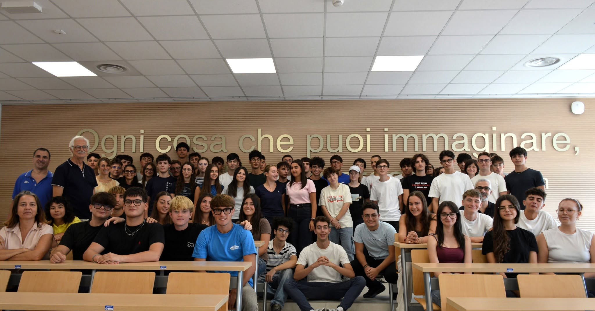 Foto di gruppo della Scuola Estiva di Fisica 2026